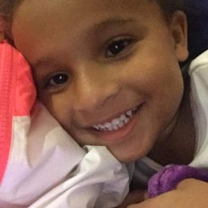 Meet your Posher, Hyacinth